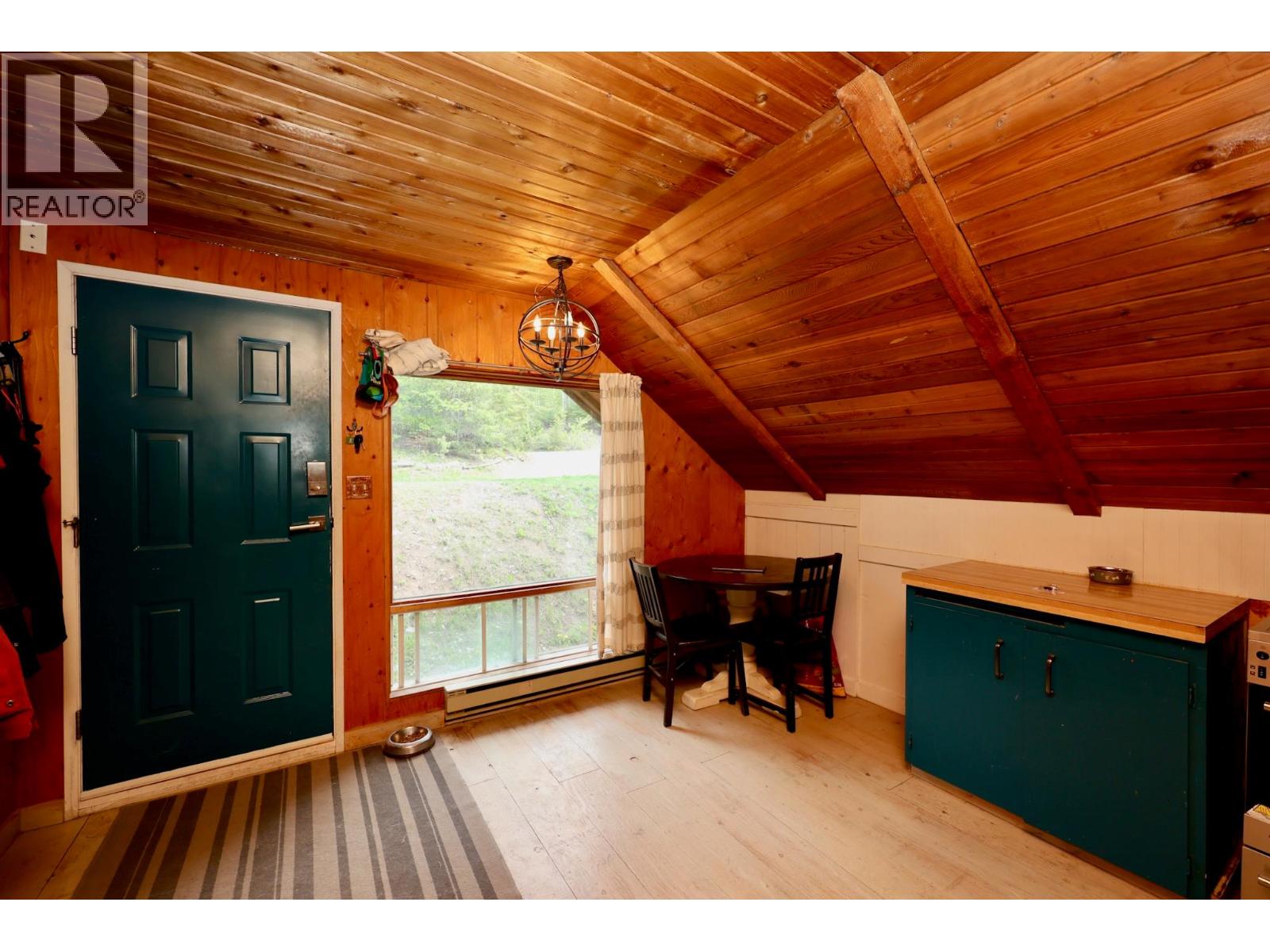 486 Champagne Road Unit# 1, 2, 3,, Golden, British Columbia  V0A 1H2 - Photo 21 - 10388082