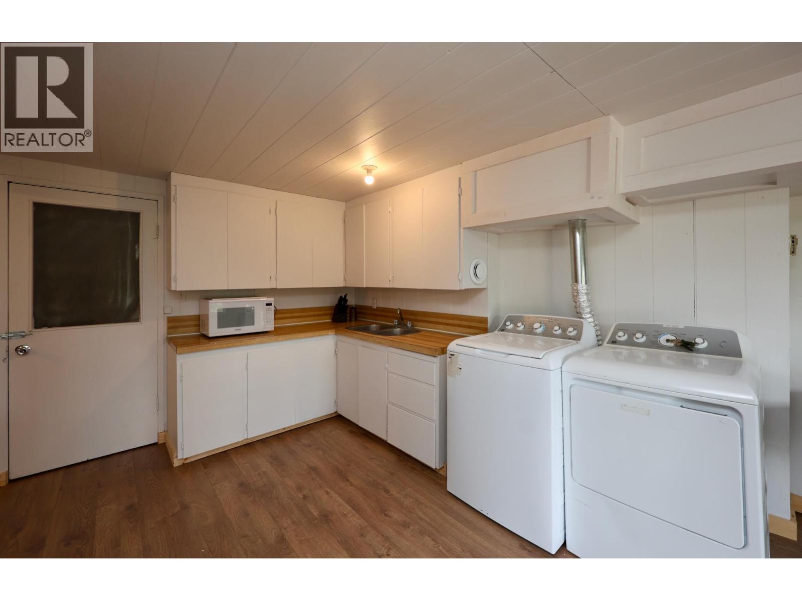 486 Champagne Road Unit# 1, 2, 3,, Golden, British Columbia  V0A 1H2 - Photo 38 - 10388082