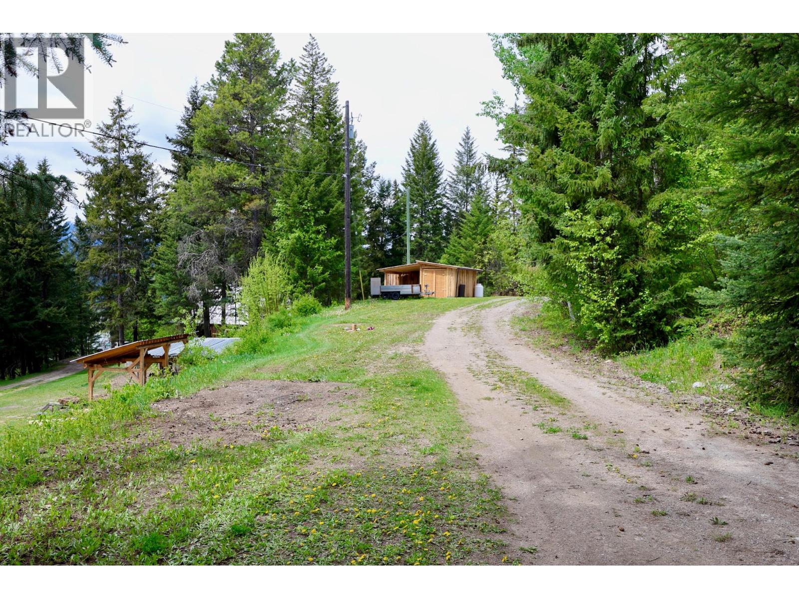 486 Champagne Road Unit# 1, 2, 3,, Golden, British Columbia  V0A 1H2 - Photo 44 - 10388082