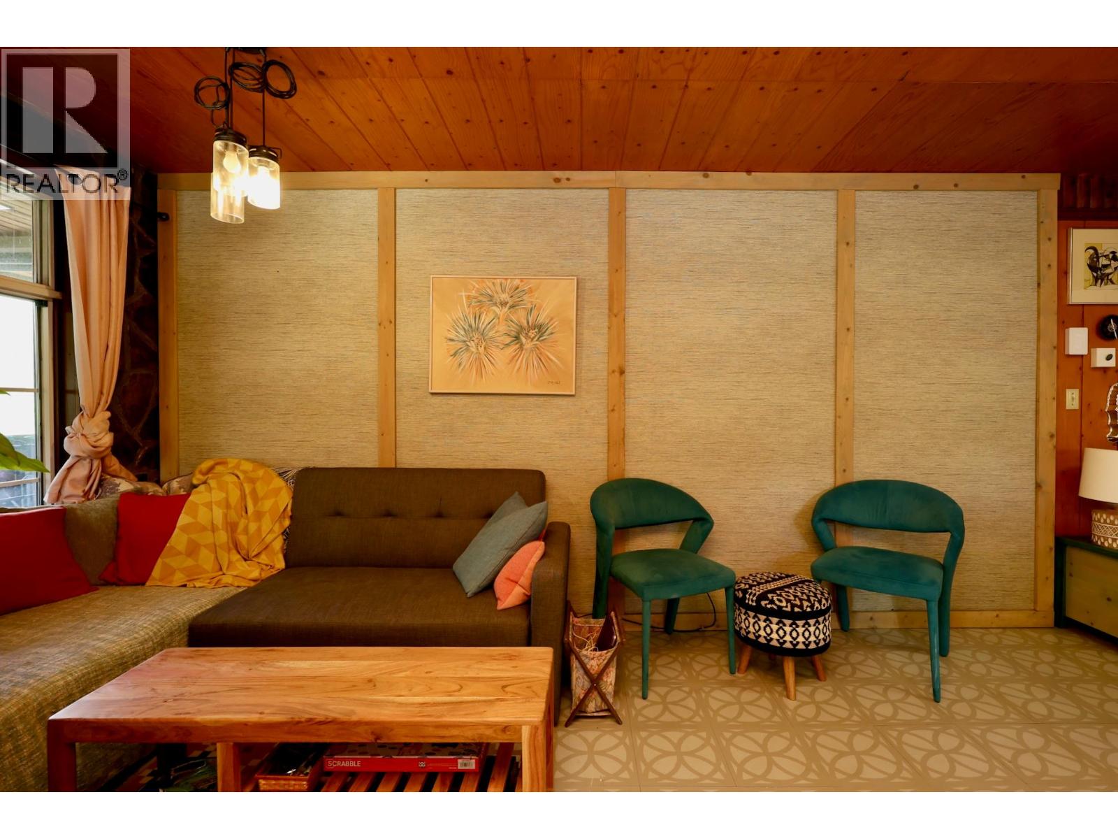 486 Champagne Road Unit# 1, 2, 3,, Golden, British Columbia  V0A 1H2 - Photo 5 - 10388082