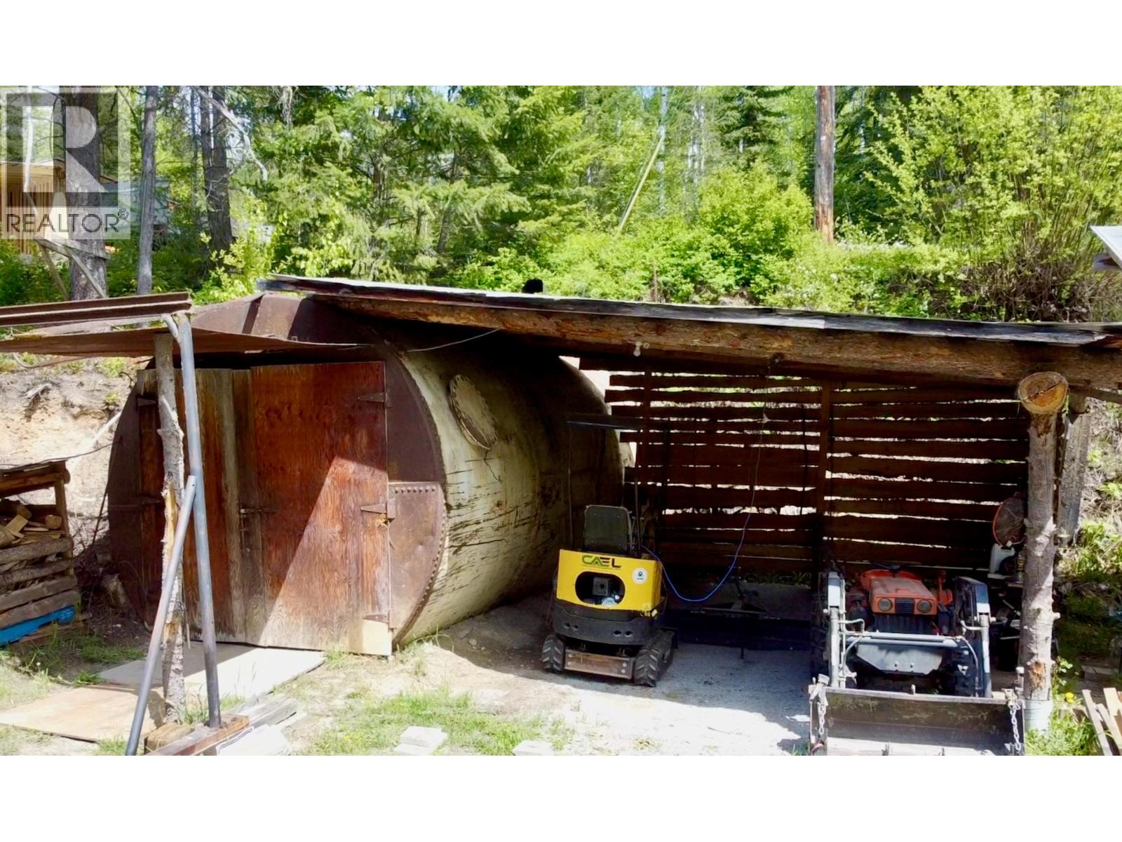 486 Champagne Road Unit# 1, 2, 3,, Golden, British Columbia  V0A 1H2 - Photo 54 - 10388082