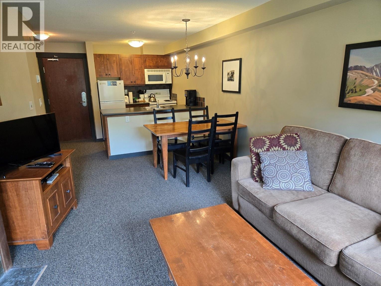 2070 Summit Drive Unit# 305, Panorama, British Columbia  V0A 1T0 - Photo 15 - 10388319