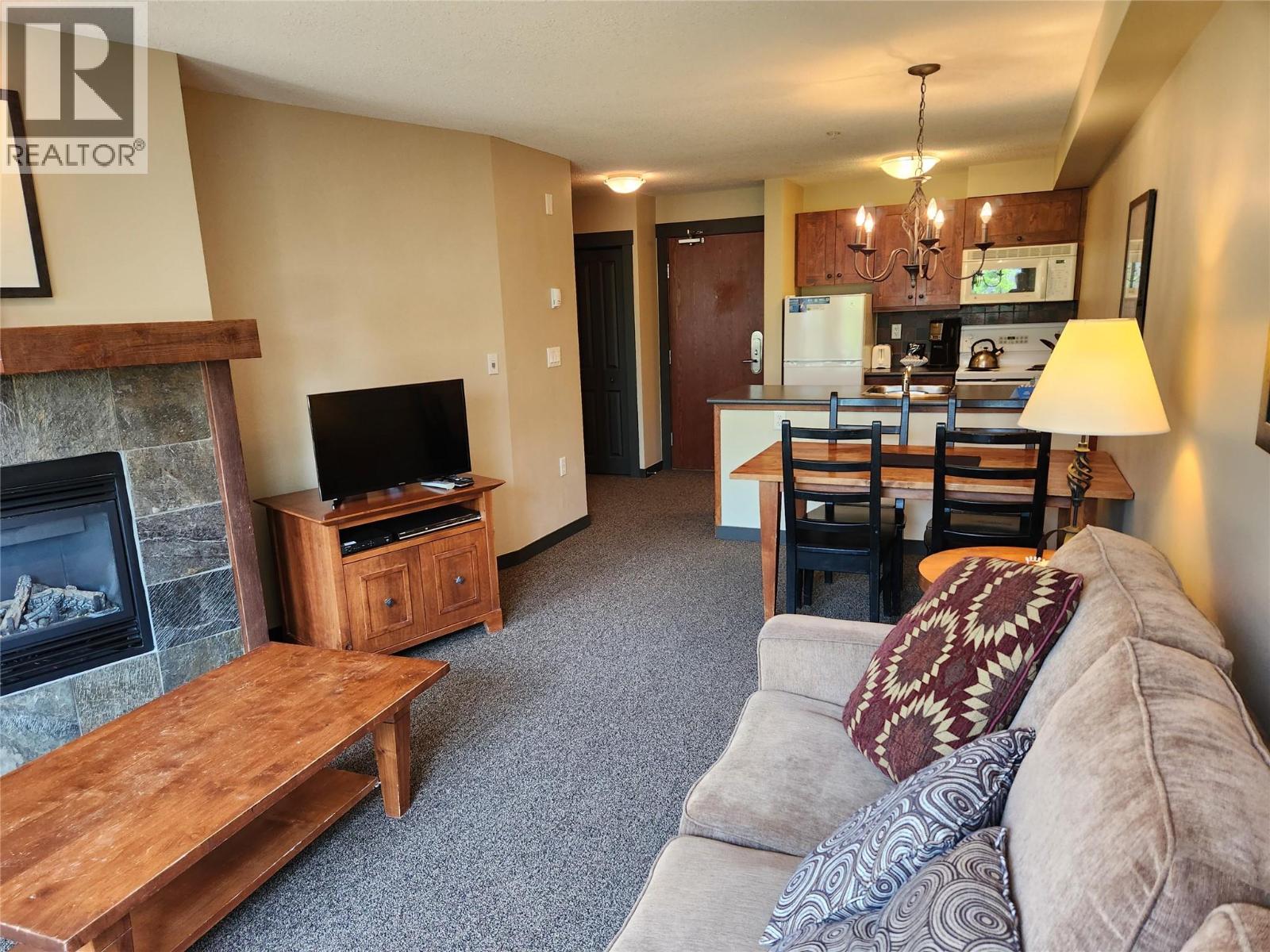 2070 Summit Drive Unit# 305, Panorama, British Columbia  V0A 1T0 - Photo 16 - 10388319
