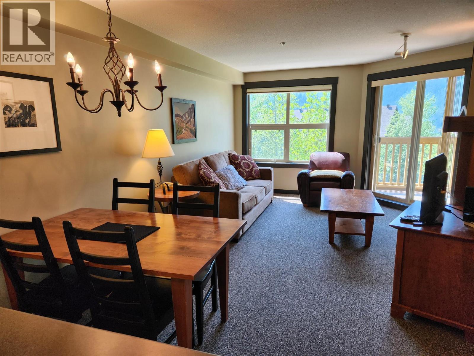 2070 Summit Drive Unit# 305, Panorama, British Columbia  V0A 1T0 - Photo 9 - 10388319