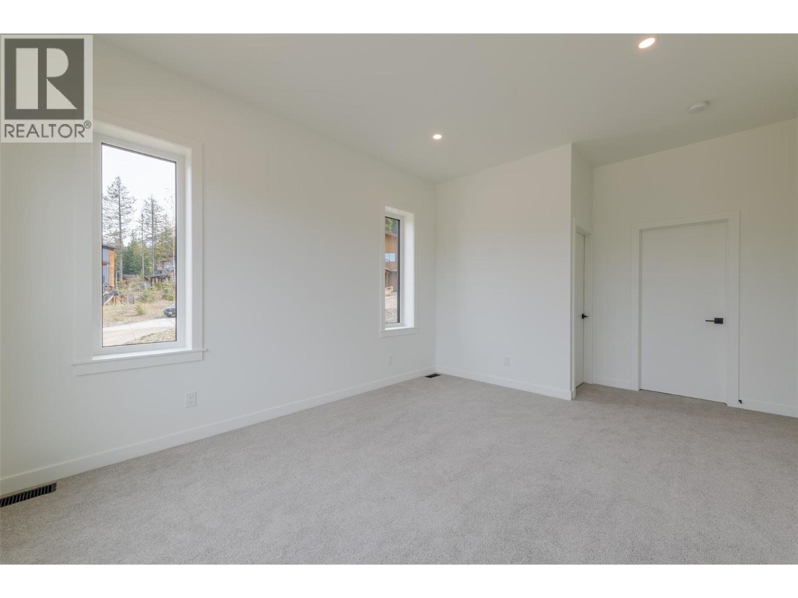 1654 Howse Pass, Golden, British Columbia  V0A 1H0 - Photo 32 - 10387670