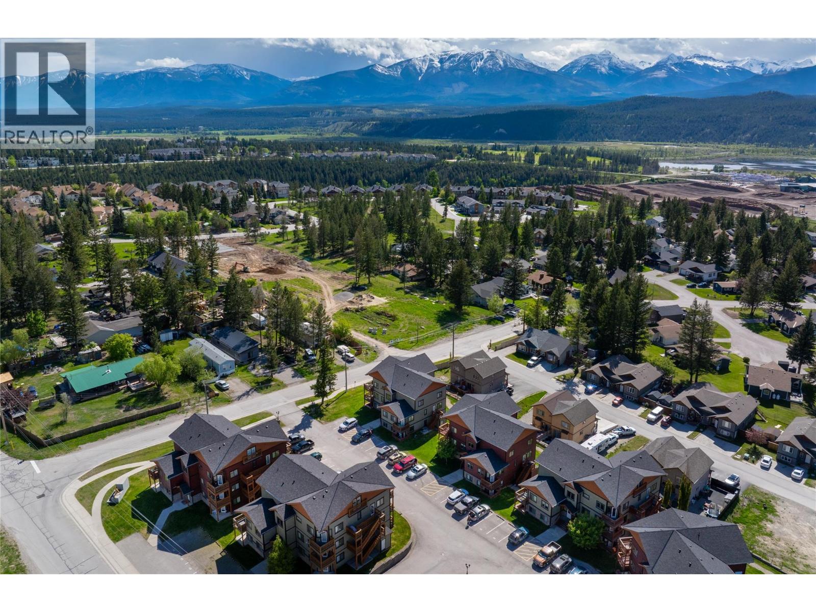 7337 PROSPECTOR Avenue Unit# 501, Radium Hot Springs, British Columbia