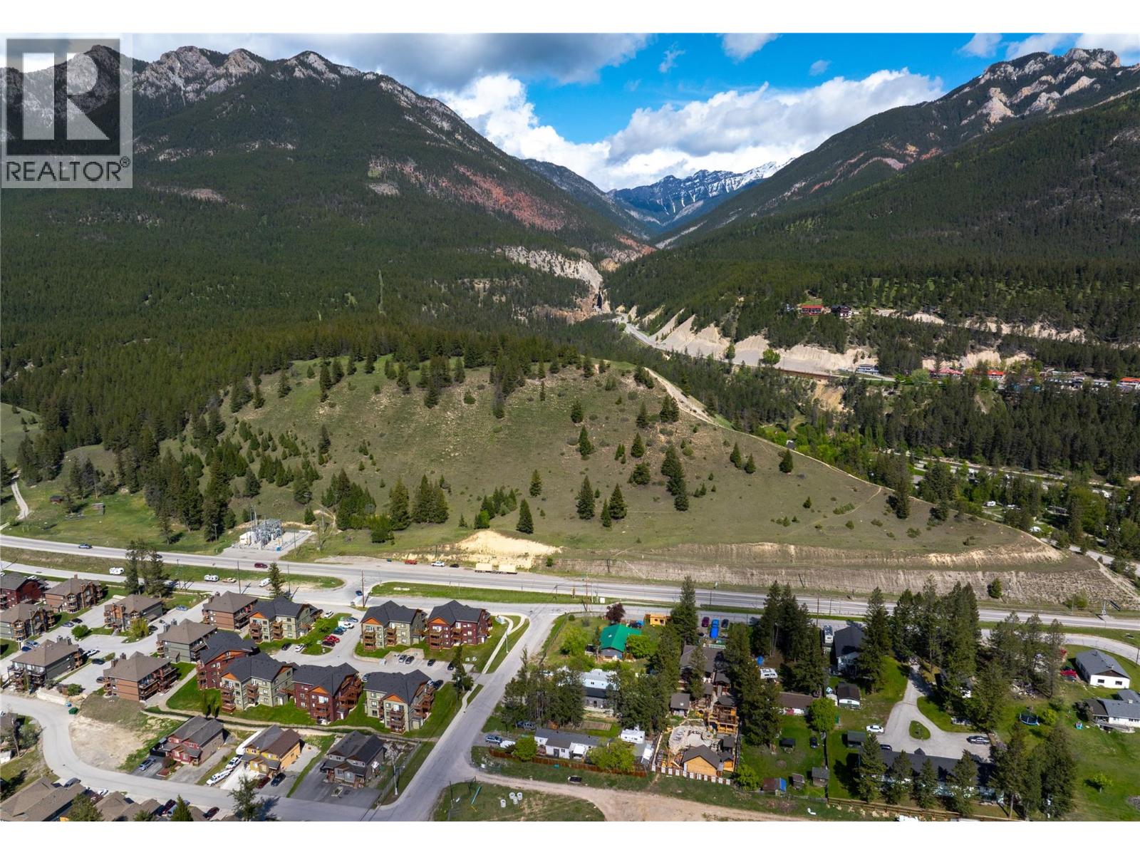 7337 Prospector Avenue Unit# 501, Radium Hot Springs, British Columbia  V0A 1M0 - Photo 24 - 10388529