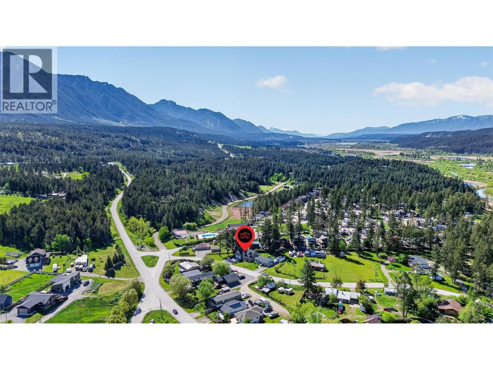 4852 Riverview Drive, Edgewater, British Columbia  V0A 1E0 - Photo 32 - 10388240