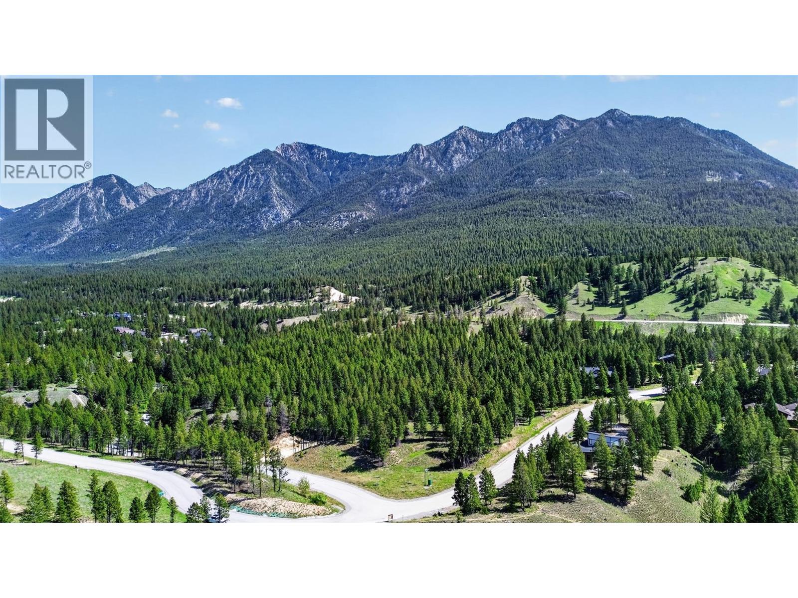 4915 Saddlewood Lane, Radium Hot Springs, British Columbia  V0A 1M0 - Photo 3 - 10388239