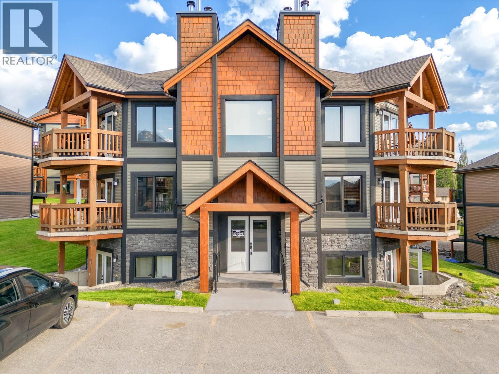 7307 PROSPECTOR Avenue Unit# 202, Radium Hot Springs, British Columbia