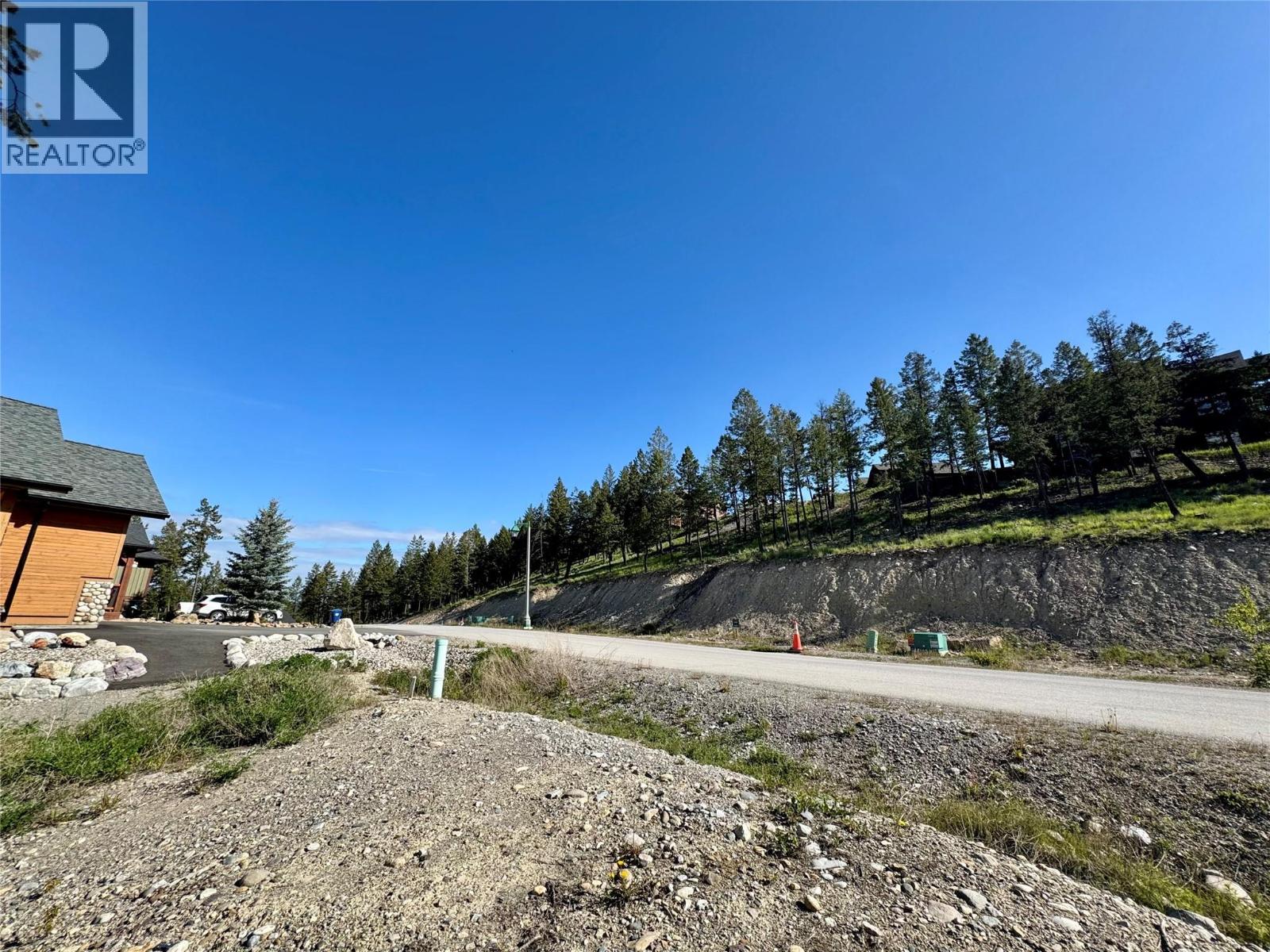 2627 Taynton Trail, Invermere, British Columbia  V0A 1K4 - Photo 9 - 10388505