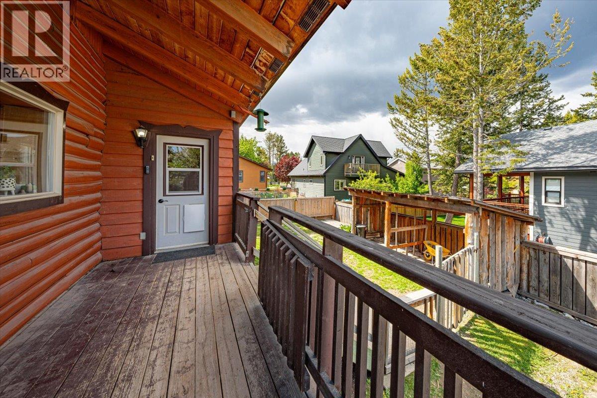 4764 Forsters Landing Road, Radium Hot Springs, British Columbia  V0A 1M0 - Photo 2 - 10388456