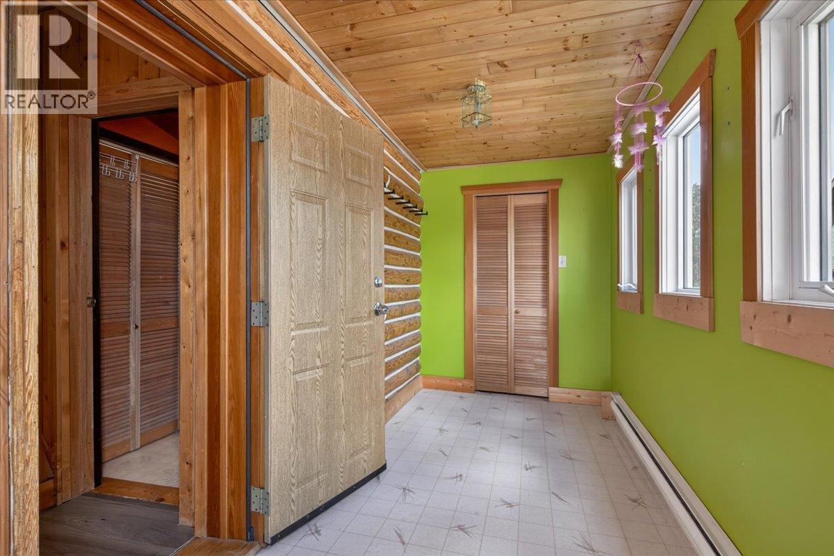 4764 Forsters Landing Road, Radium Hot Springs, British Columbia  V0A 1M0 - Photo 3 - 10388456