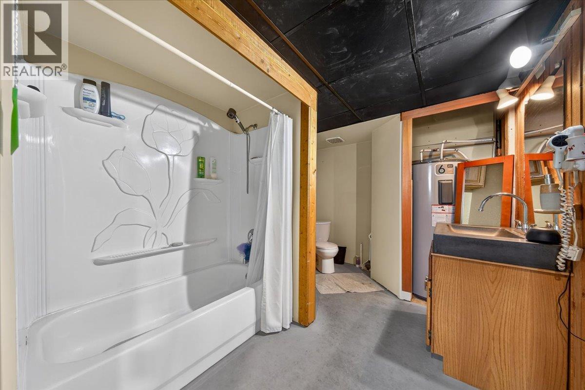 4764 Forsters Landing Road, Radium Hot Springs, British Columbia  V0A 1M0 - Photo 31 - 10388456