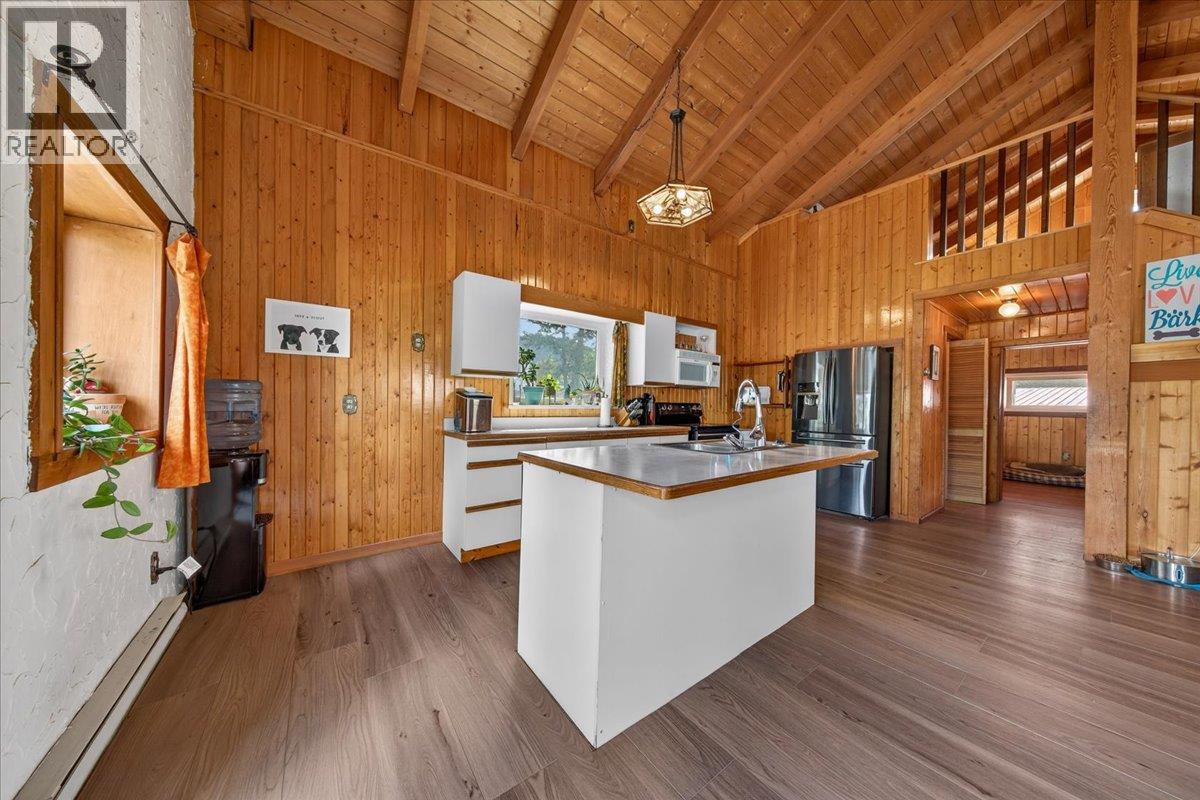 4764 Forsters Landing Road, Radium Hot Springs, British Columbia  V0A 1M0 - Photo 6 - 10388456