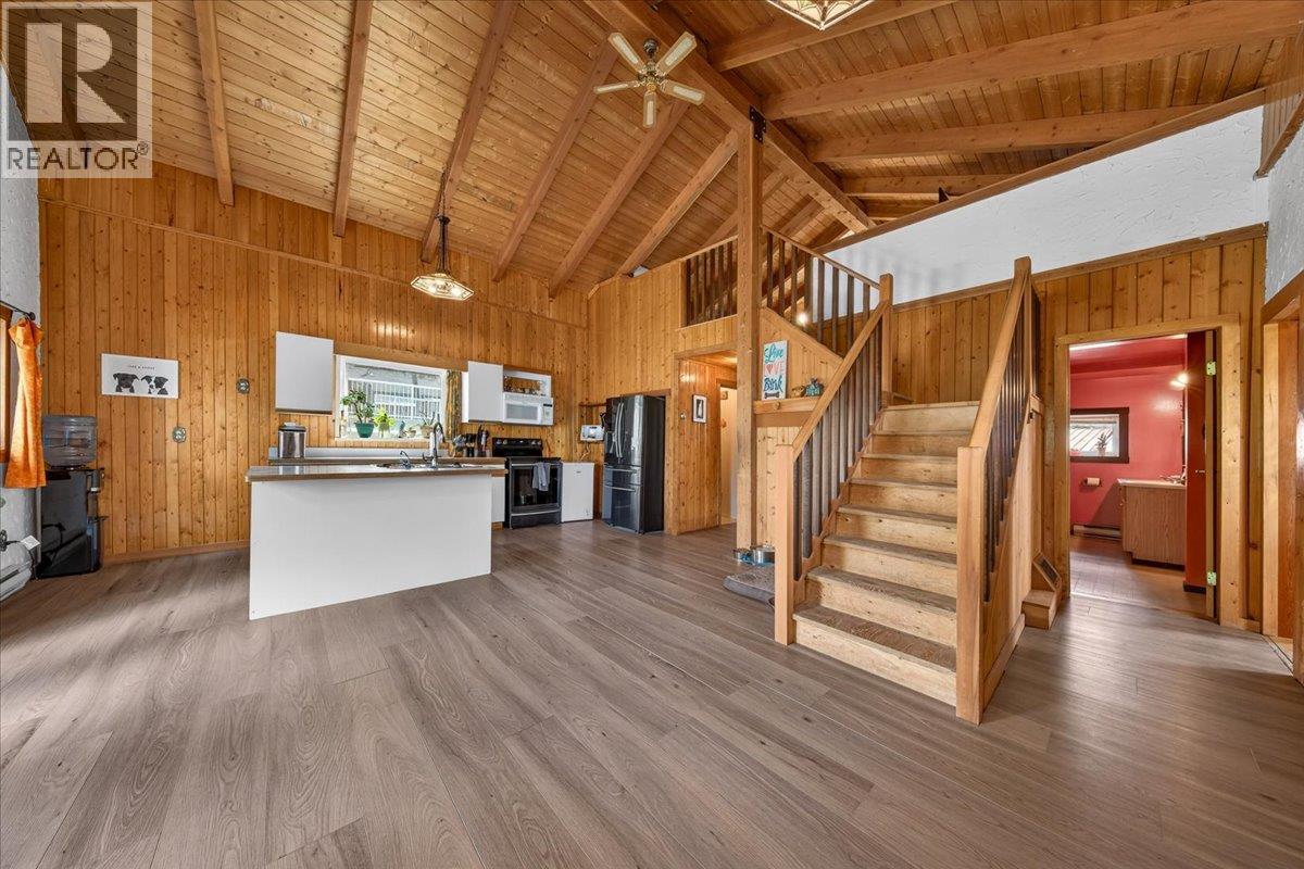 4764 Forsters Landing Road, Radium Hot Springs, British Columbia  V0A 1M0 - Photo 7 - 10388456