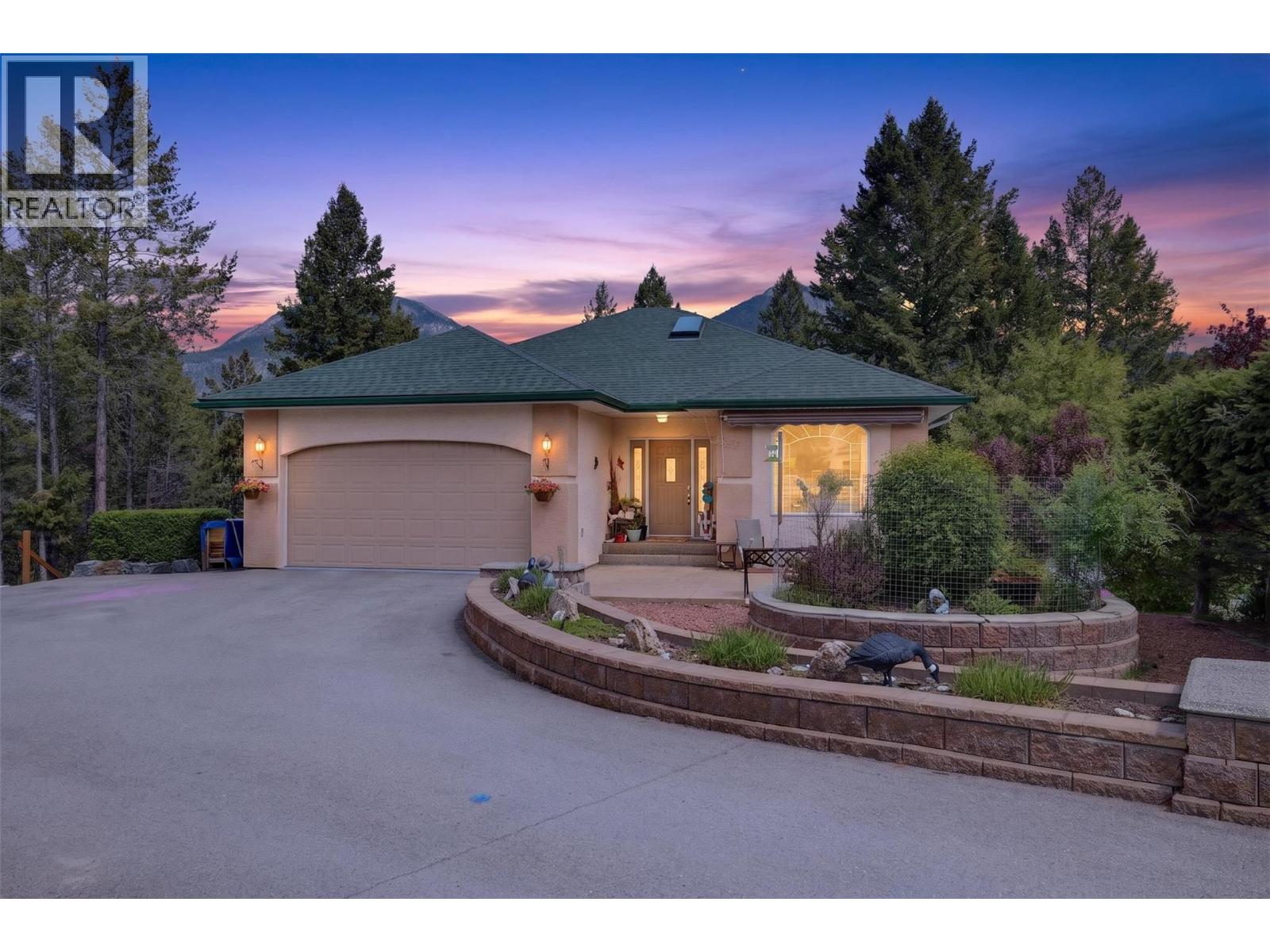 640 Upper Lakeview Road Unit# 27, Invermere, British Columbia