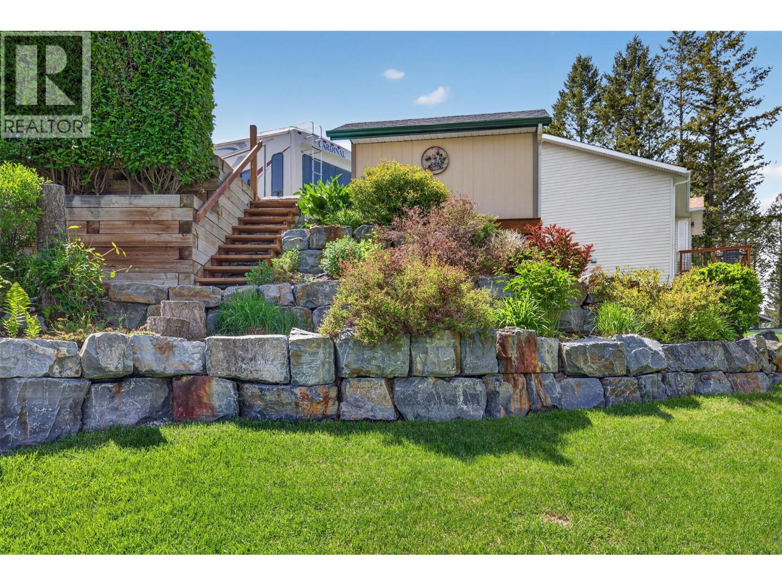 640 Upper Lakeview Road Unit# 27, Invermere, British Columbia  V0A 1K3 - Photo 8 - 10388627