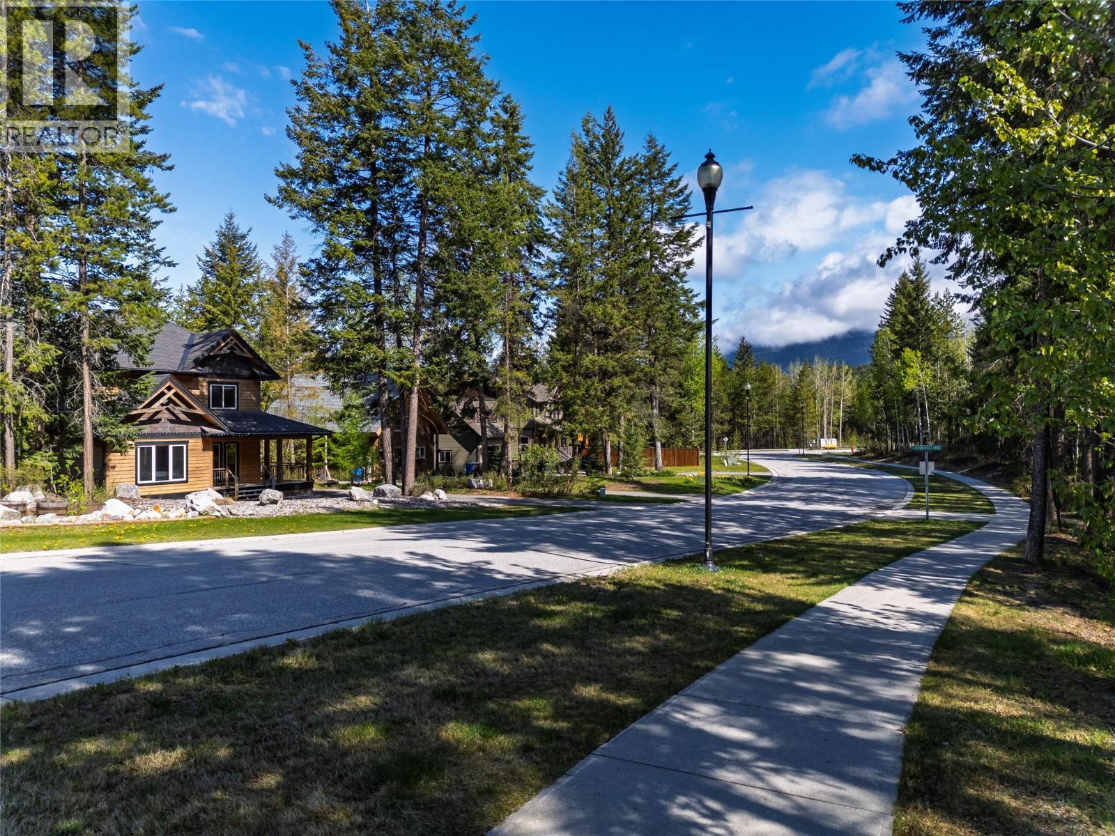 1035 Stoney Lane Road, Golden, British Columbia  V0A 1H3 - Photo 3 - 10387260