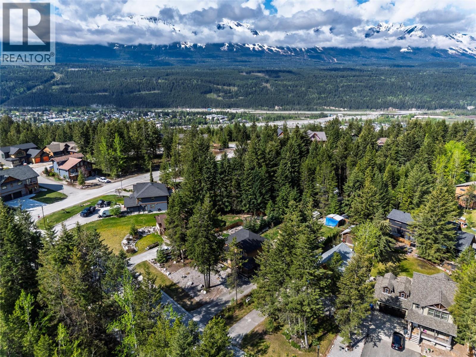 1035 Stoney Lane Road, Golden, British Columbia  V0A 1H3 - Photo 5 - 10387260