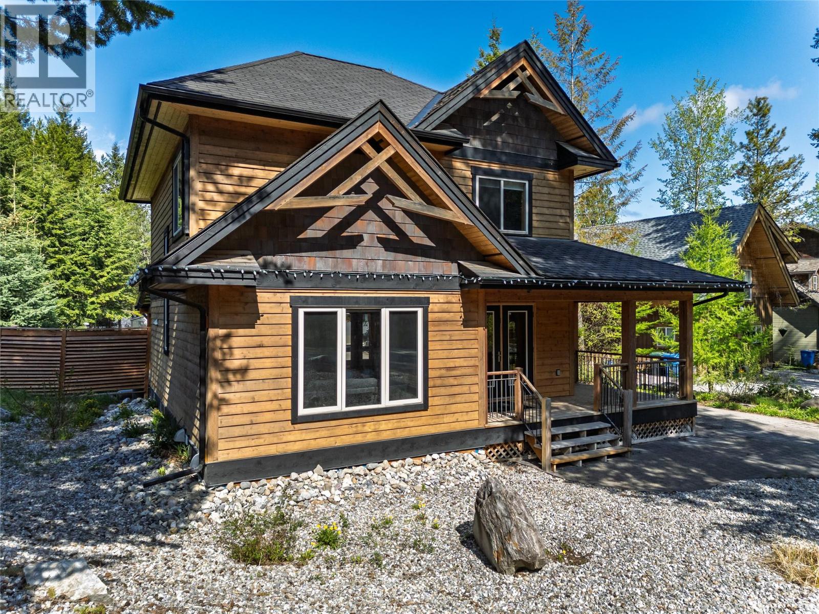 1035 Stoney Lane Road, Golden, British Columbia  V0A 1H3 - Photo 9 - 10387260