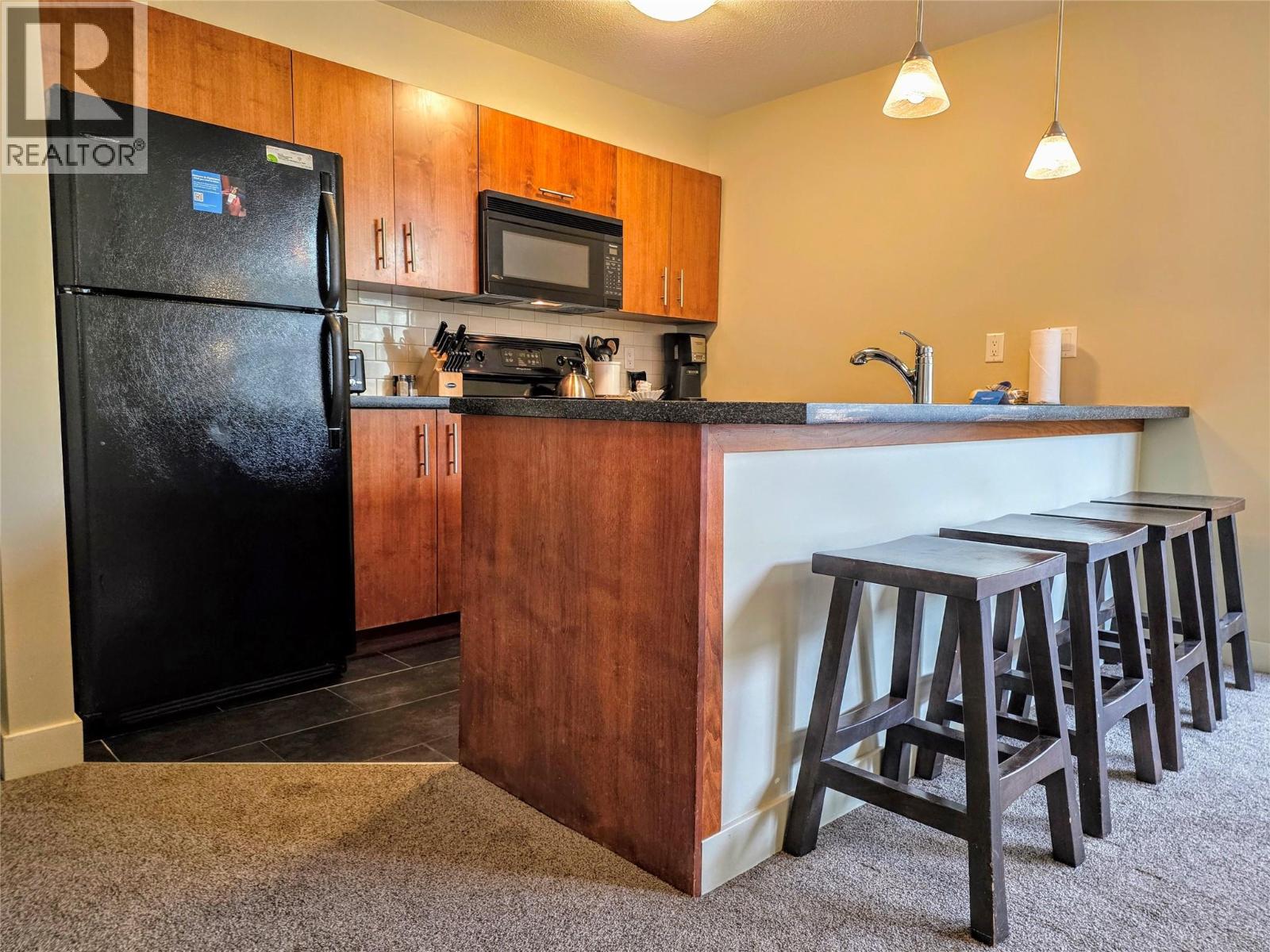 2049 Summit Drive Unit# 225d, Panorama Mountain, British Columbia  V0A 1T0 - Photo 5 - 10387774
