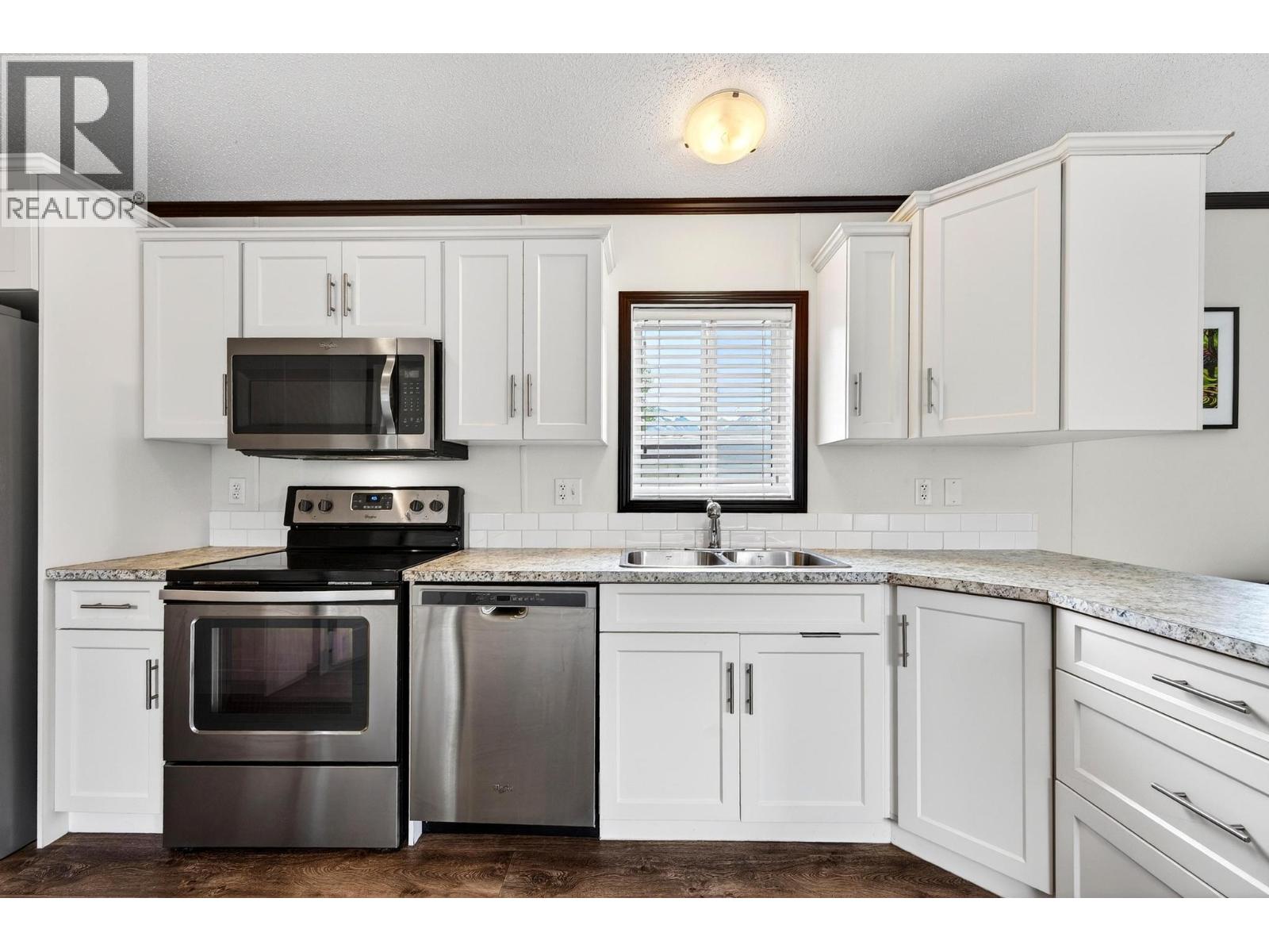 1409 11th Avenue N Unit# 17, Golden, British Columbia  V0A 1H2 - Photo 10 - 10389012