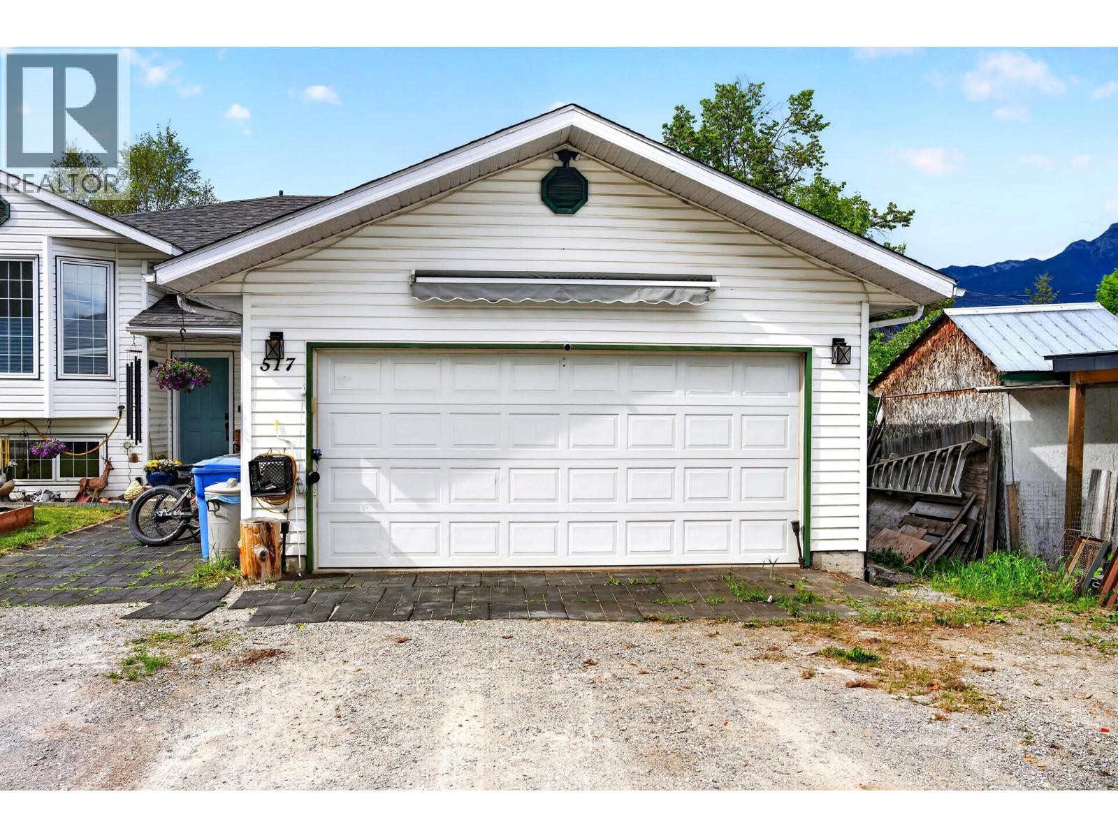 517 12th Street S, Golden, British Columbia  V0A 1H0 - Photo 53 - 10389215