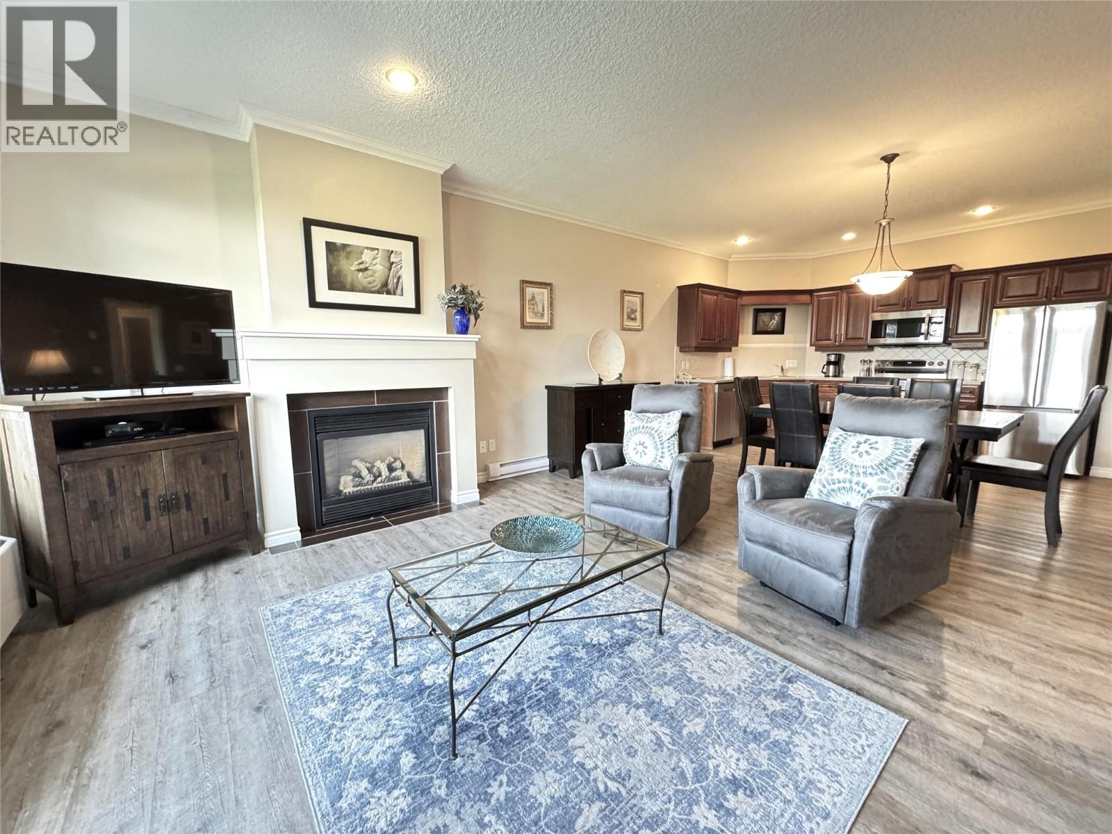 100 BIGHORN Boulevard Unit# 113, Radium Hot Springs, British Columbia