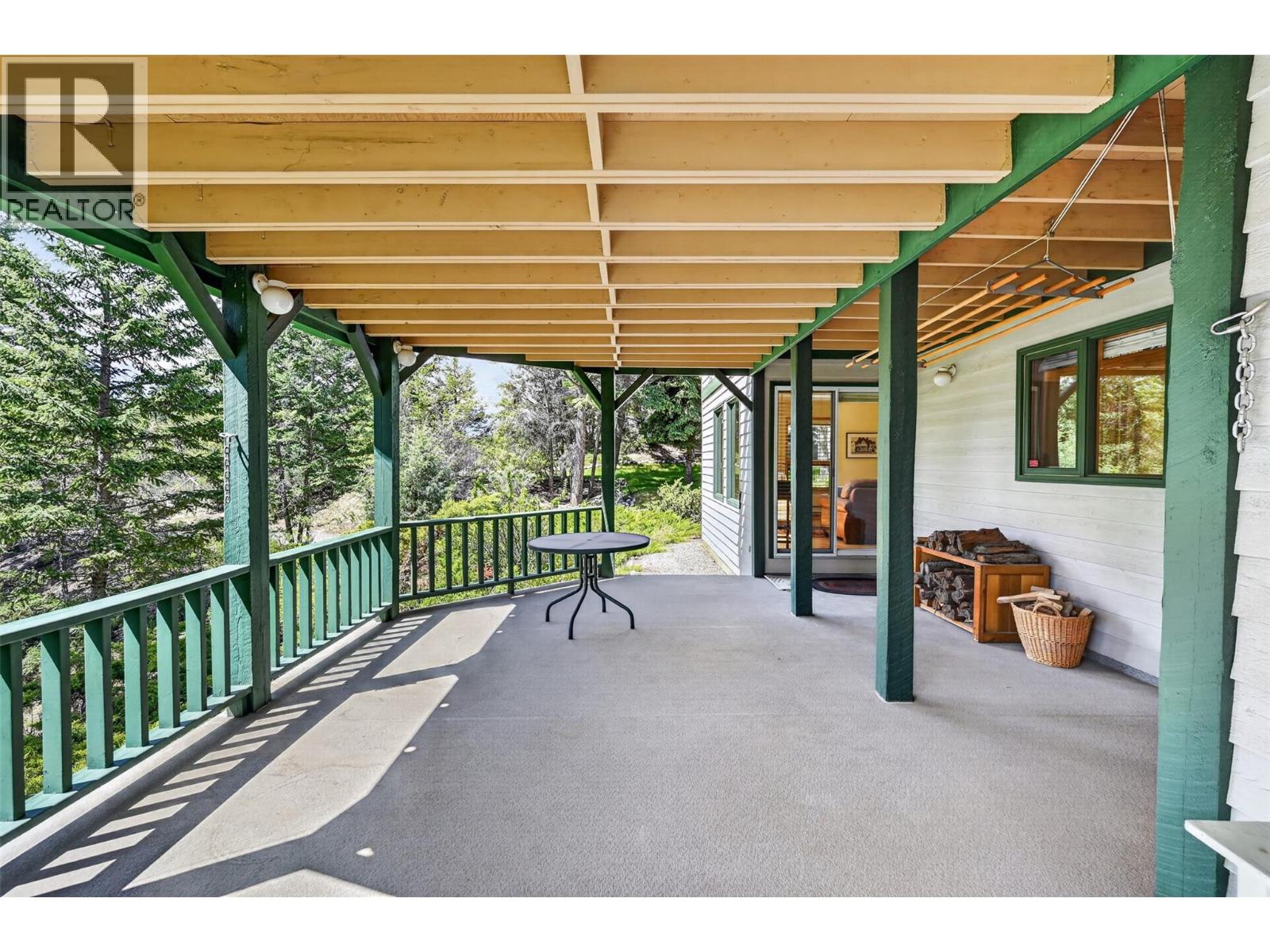 1067 Timberhill Place, Windermere, British Columbia  V0A 1K3 - Photo 30 - 10389083