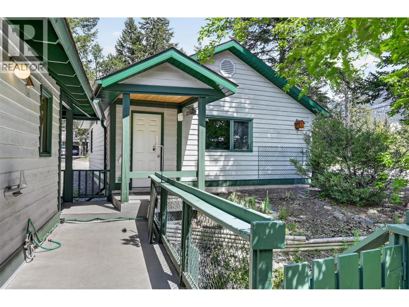 1067 Timberhill Place, Windermere, British Columbia  V0A 1K3 - Photo 46 - 10389083