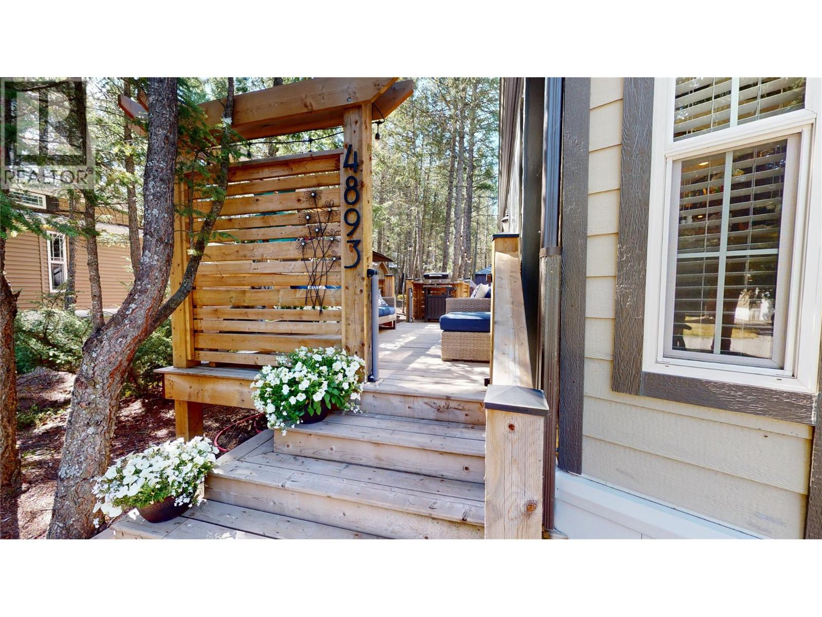 4893 Lynx Crescent, Radium Hot Springs, British Columbia  V0A 1M0 - Photo 4 - 10388844