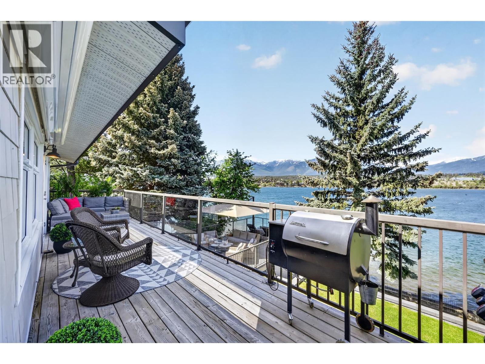 691 Lakeview Road, Invermere, British Columbia  V0A 1K3 - Photo 16 - 10388877