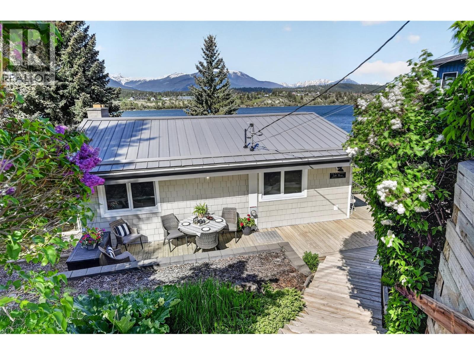 691 Lakeview Road, Invermere, British Columbia  V0A 1K3 - Photo 8 - 10388877