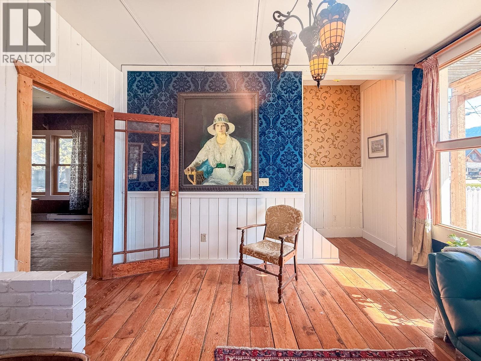 9215 Main Avenue, Wilmer, British Columbia
