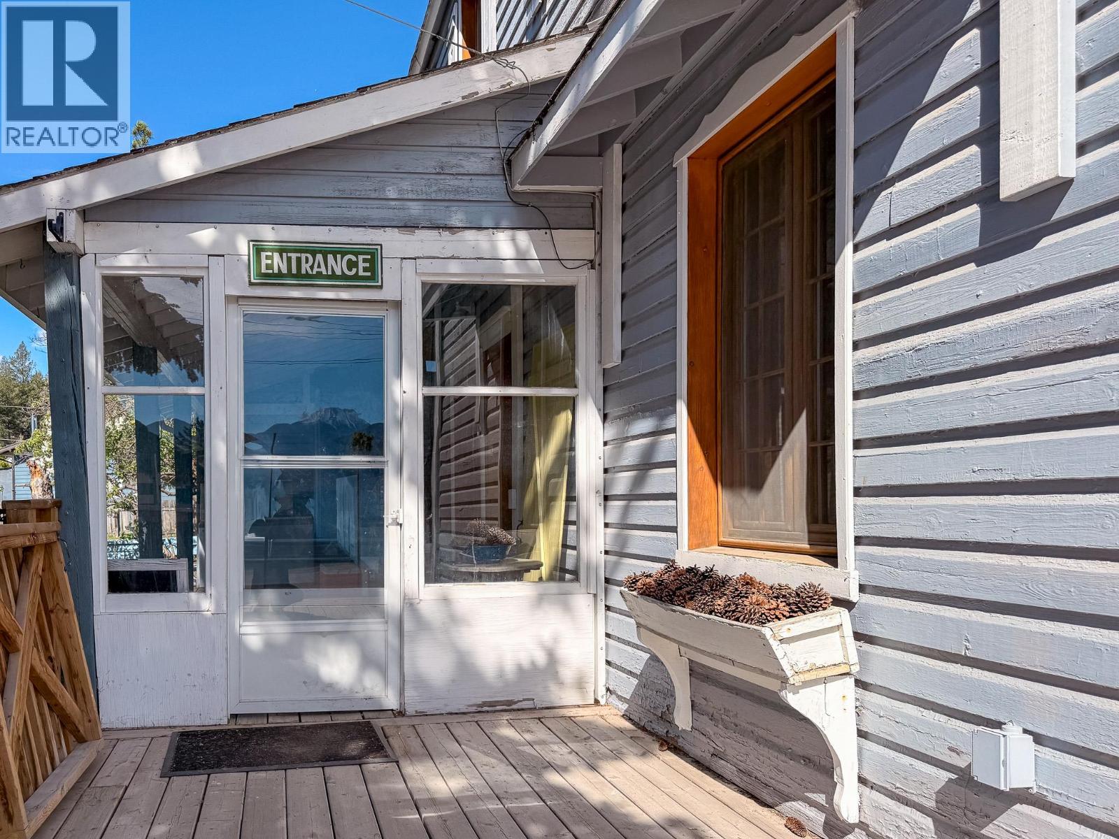 9215 Main Avenue, Wilmer, British Columbia  V0A 1K5 - Photo 51 - 10389516