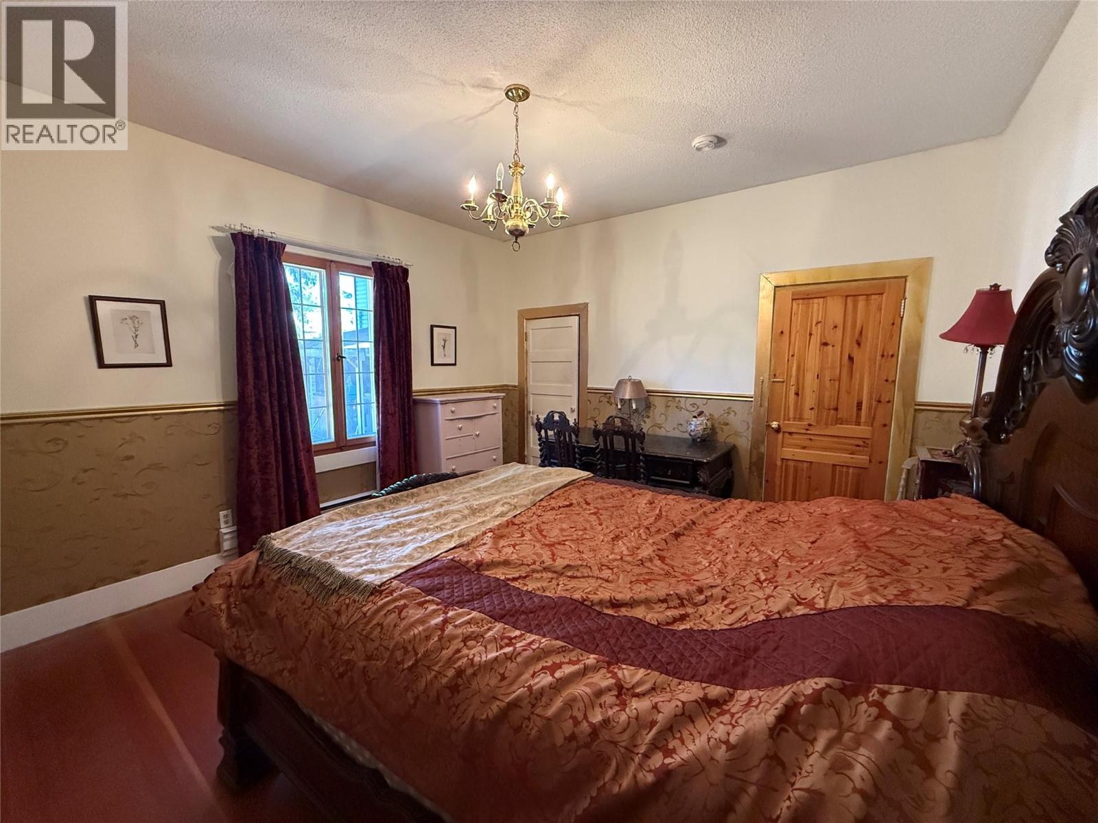 9215 Main Avenue, Wilmer, British Columbia  V0A 1K5 - Photo 7 - 10389516