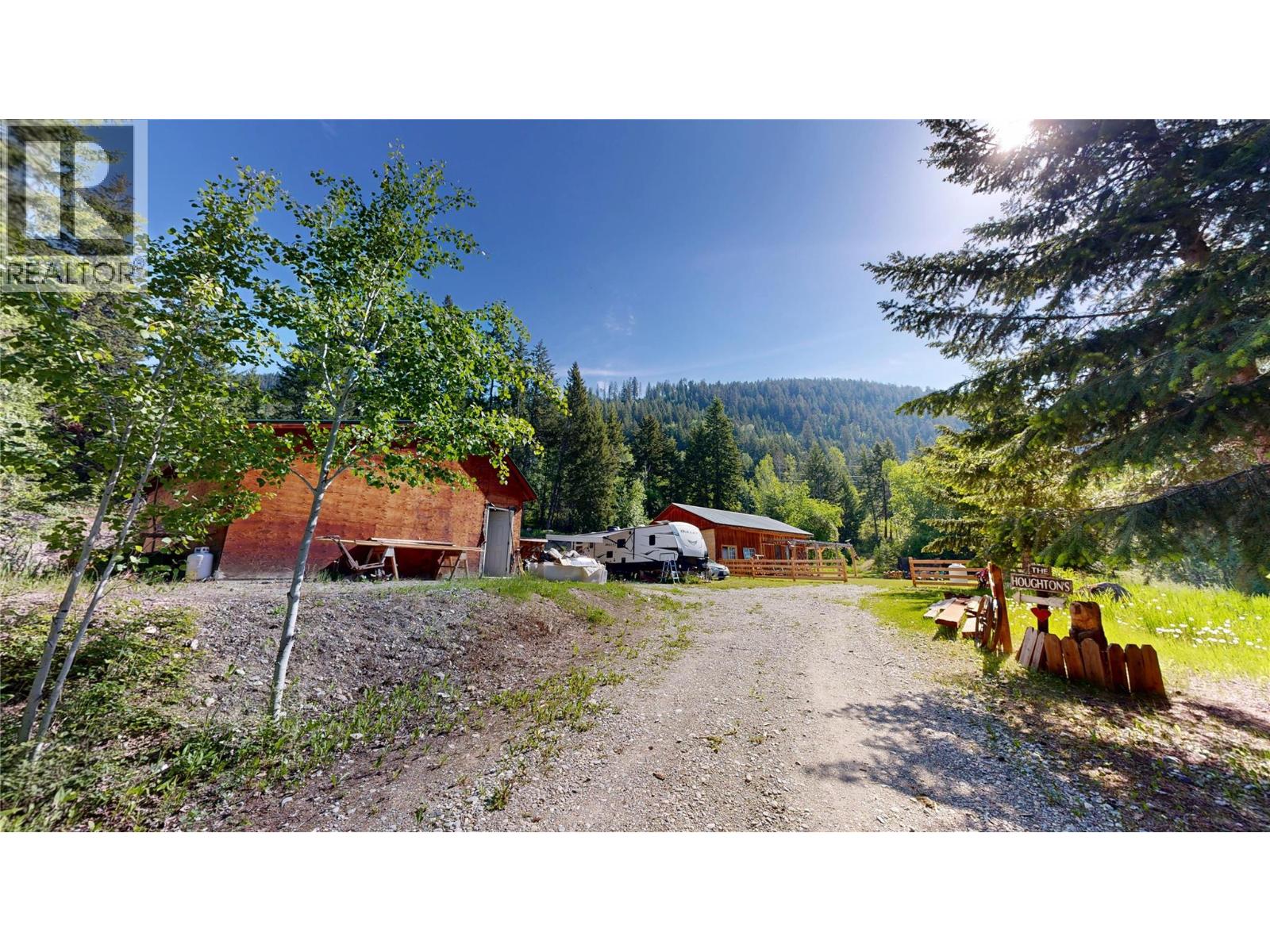 5055 95 Highway, Castledale, British Columbia  V0A 1J0 - Photo 25 - 10389588