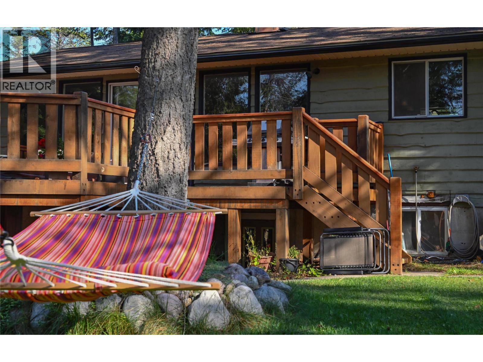 1306 Selkirk Drive, Golden, British Columbia  V0A 1H6 - Photo 18 - 10389580
