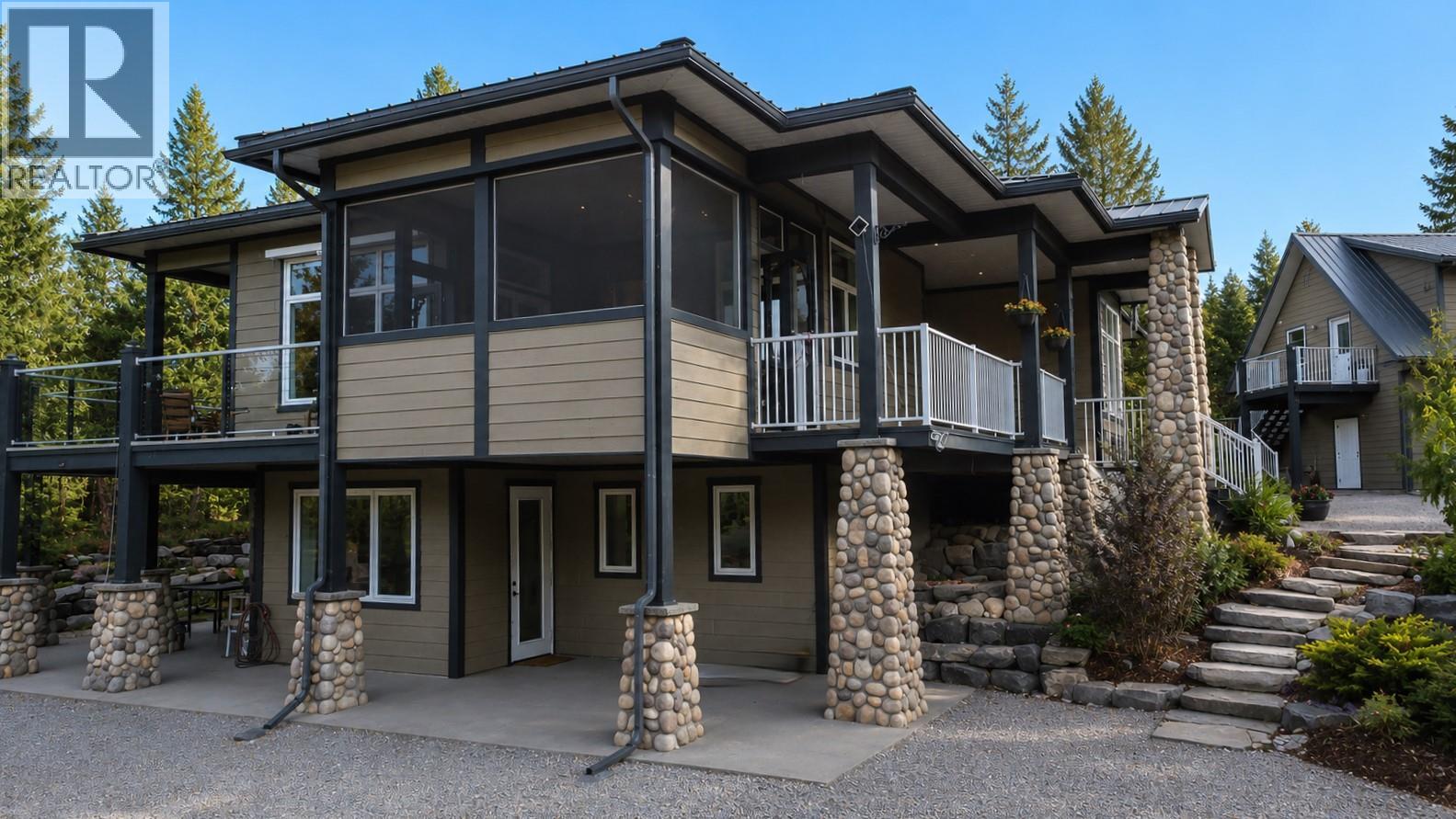 9395 Pinto Road, Invermere, British Columbia  V0A 1K2 - Photo 3 - 10389563