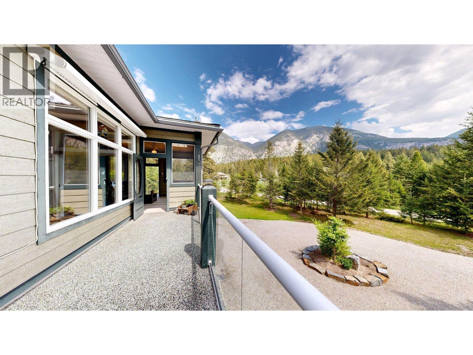 9395 Pinto Road, Invermere, British Columbia  V0A 1K2 - Photo 32 - 10389563