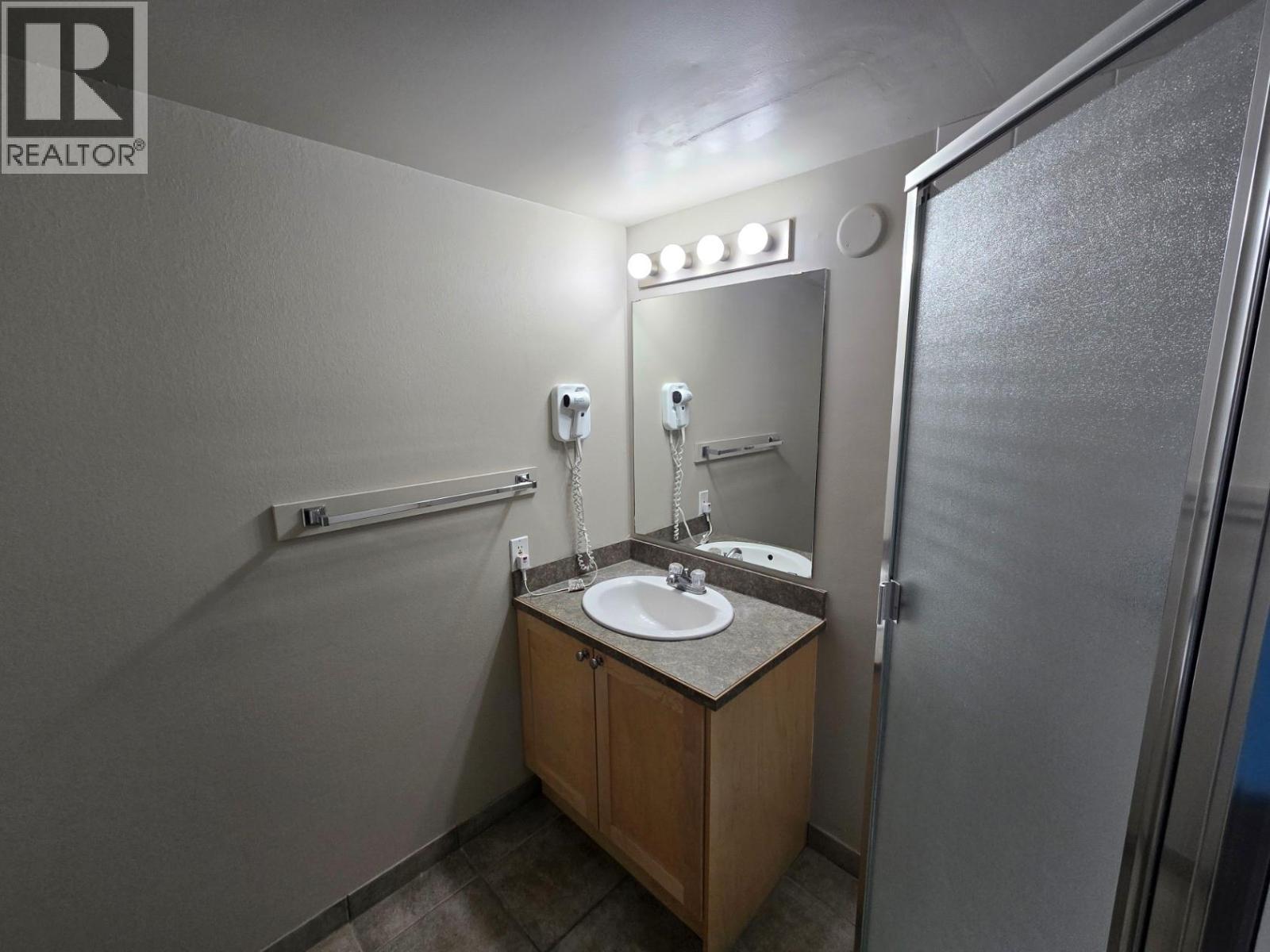 2030 Panorama Drive Unit# 908, Panorama, British Columbia  V0A 1T0 - Photo 11 - 10389836