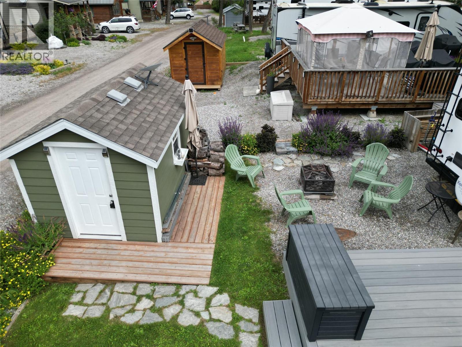 4868 Riverview Drive Unit# 92, Edgewater, British Columbia  V0A 1E0 - Photo 10 - 10389993