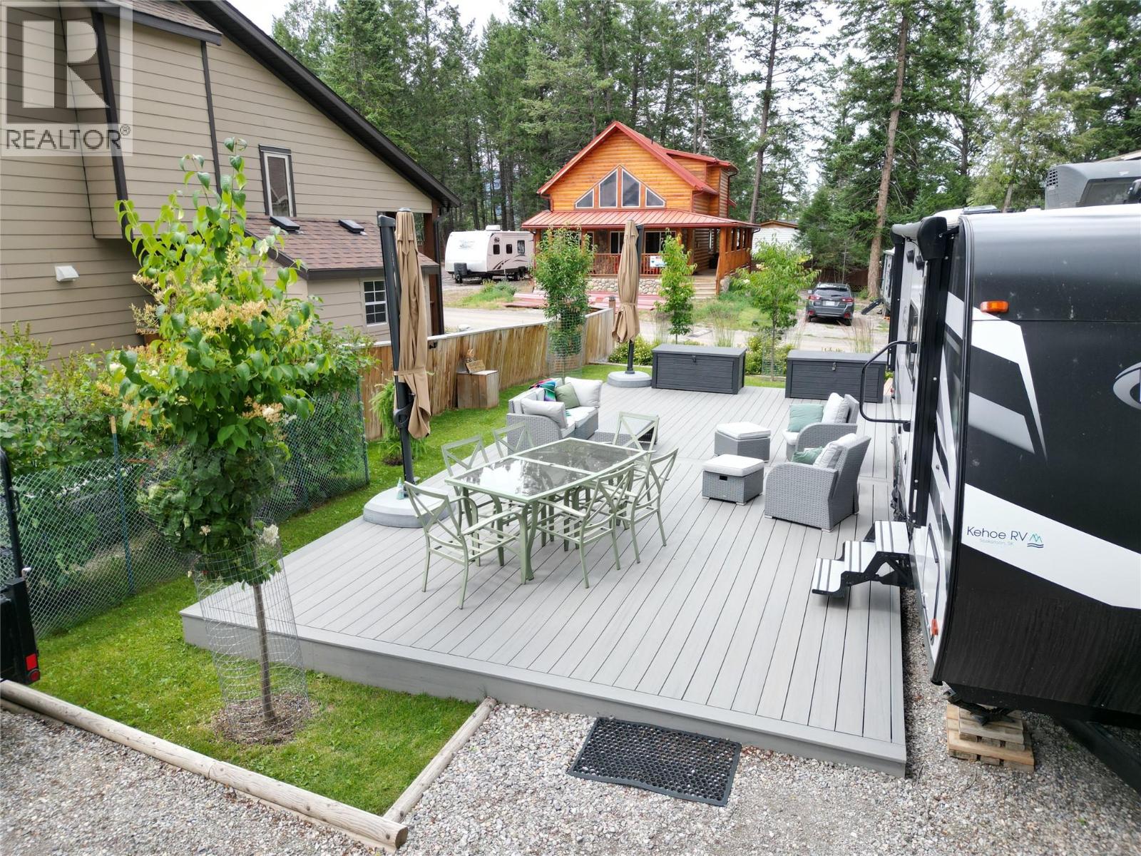 4868 Riverview Drive Unit# 92, Edgewater, British Columbia  V0A 1E0 - Photo 3 - 10389993