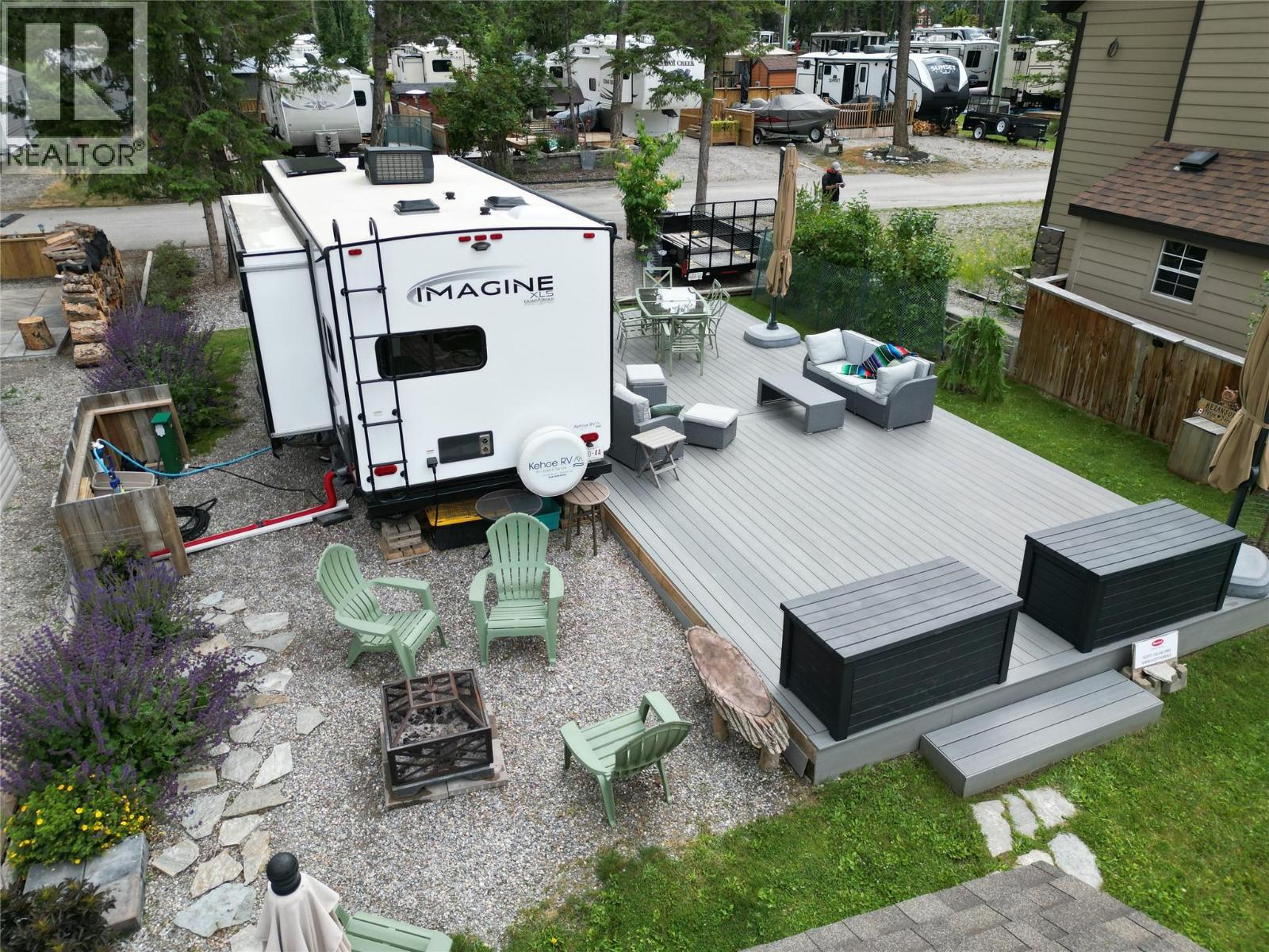 4868 Riverview Drive Unit# 92, Edgewater, British Columbia  V0A 1E0 - Photo 9 - 10389993