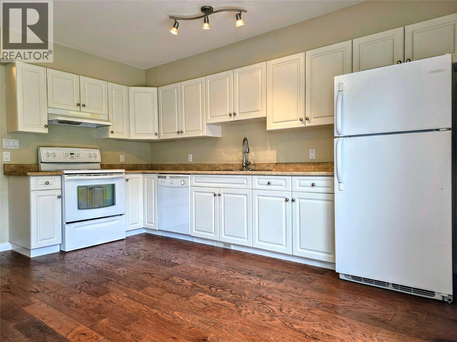 200 Black Forest Trail Unit# 608, Invermere, British Columbia  V0A 1K2 - Photo 16 - 10389549