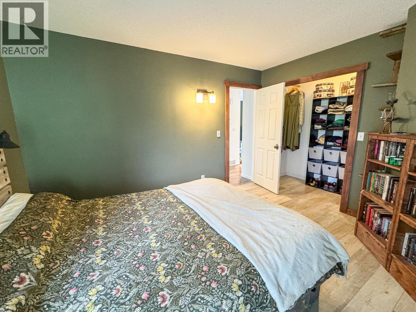 1409 10th Avenue, Invermere, British Columbia  V0A 1K0 - Photo 33 - 10390052