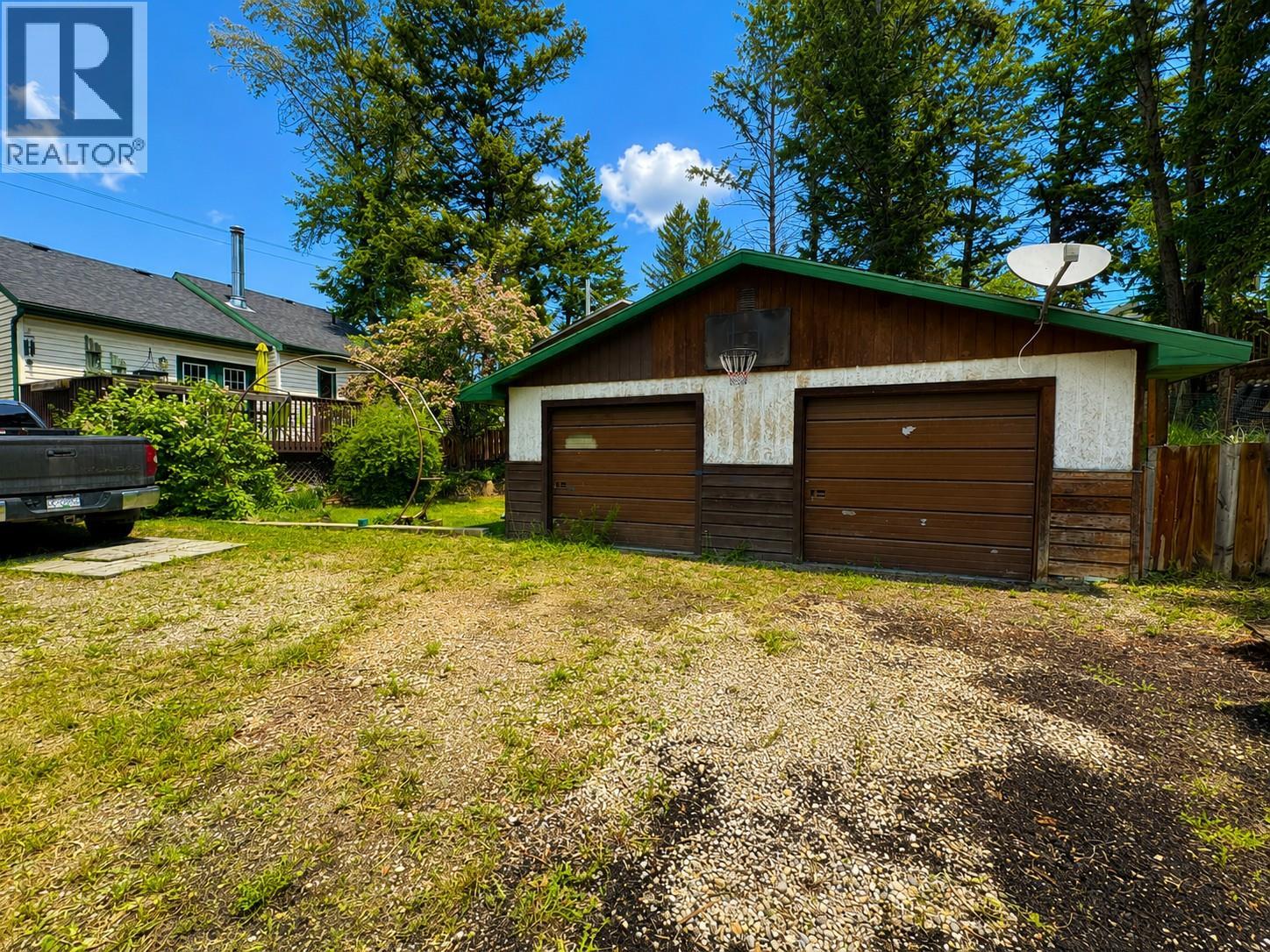 1409 10th Avenue, Invermere, British Columbia  V0A 1K0 - Photo 8 - 10390052
