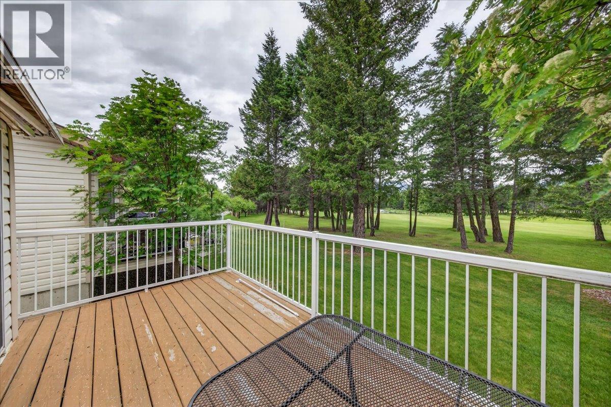 7559 Columbia Avenue Unit# 3, Radium Hot Springs, British Columbia  V0A 1M0 - Photo 12 - 10390272