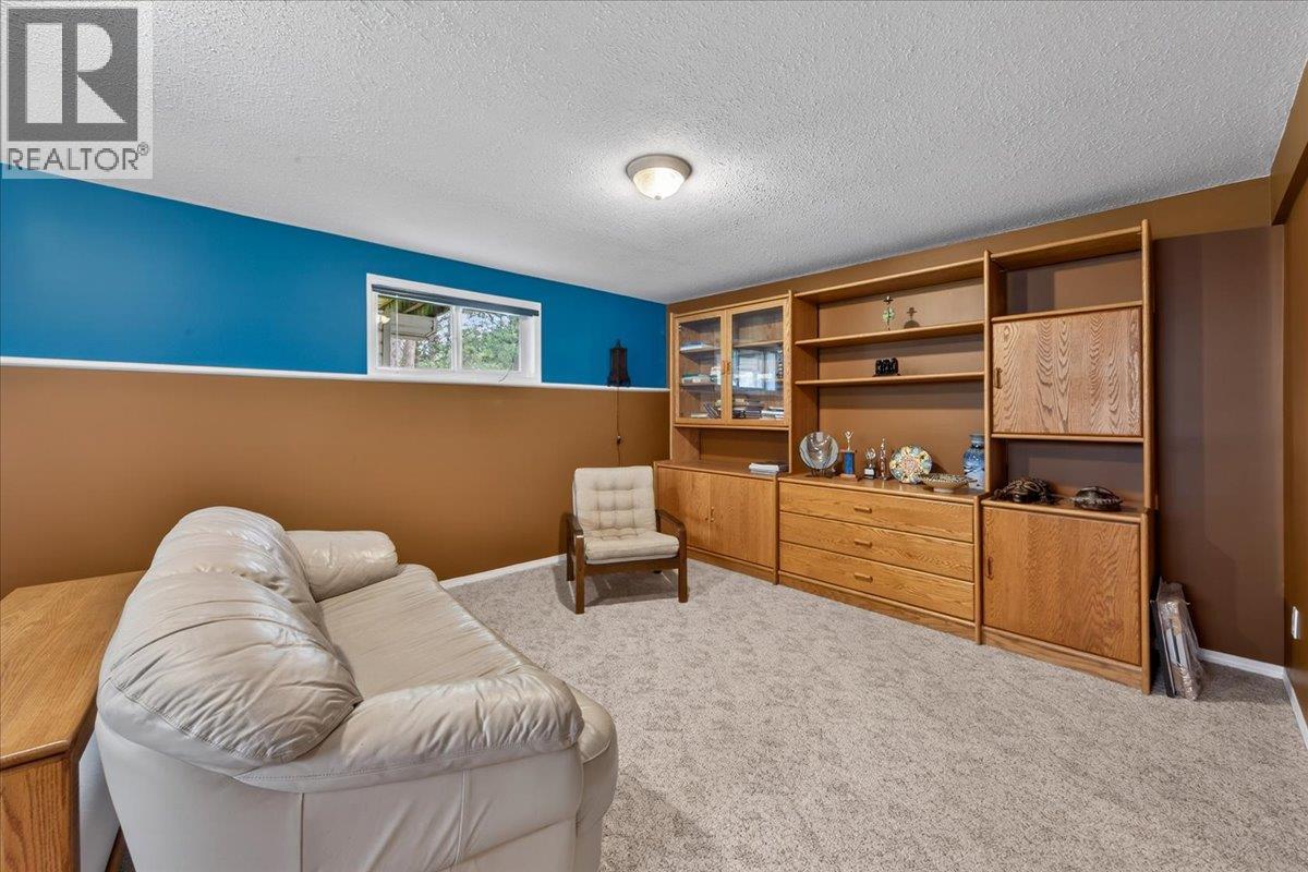 7559 Columbia Avenue Unit# 3, Radium Hot Springs, British Columbia  V0A 1M0 - Photo 28 - 10390272